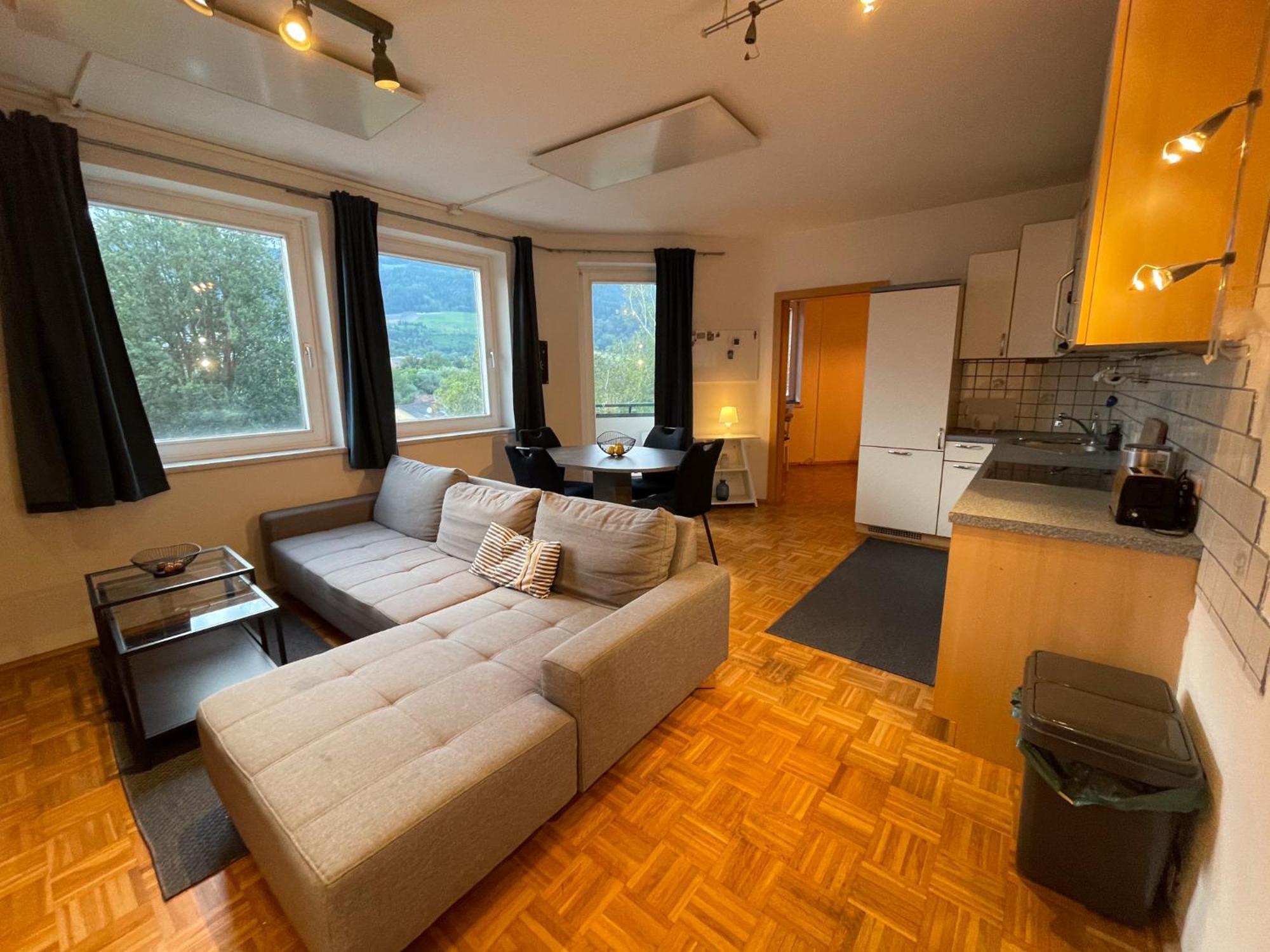 Melior City View Apartment Леобен Экстерьер фото